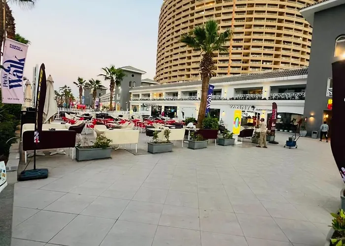 Porto Sokhna Pyramids Family Sea View شقة